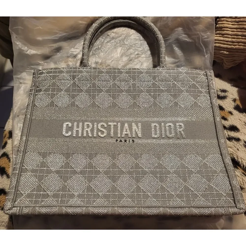 Christian Dior Medium Cannage Embroidery Book Tote - Picture 5 of 10